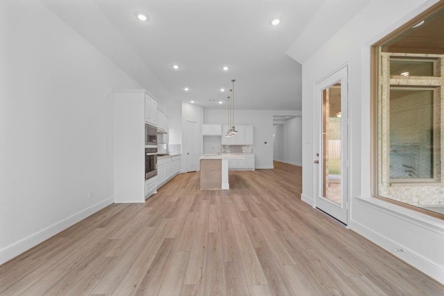 Spacious, unfurnished interior of a new home in COLTON, Montgomery (Image 31).