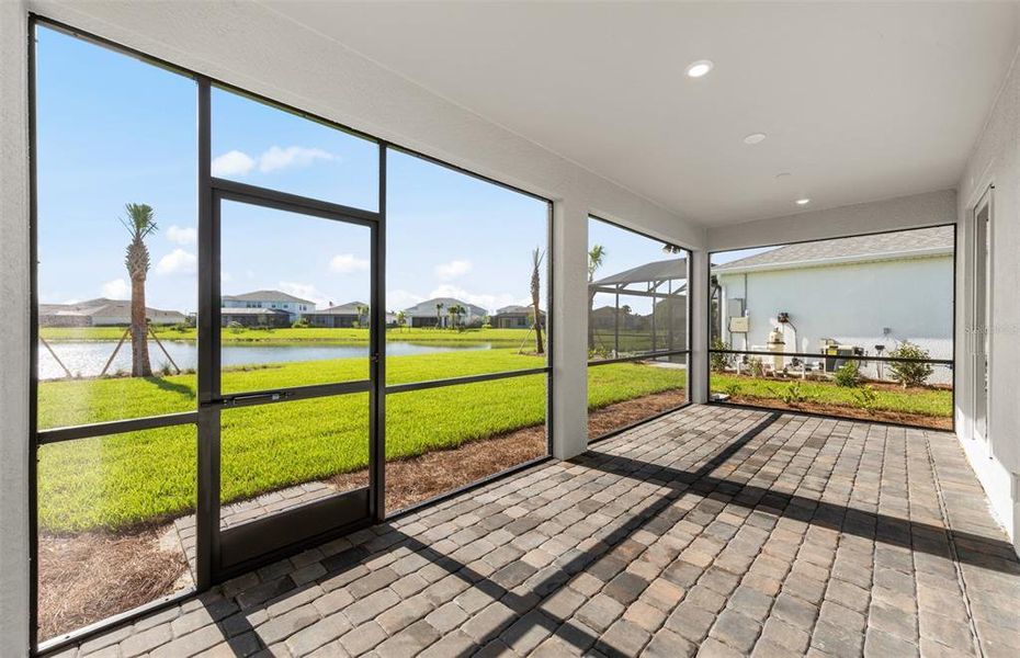 Exterior details and patio area of a home in SeaFlower, Bradenton (Image 25).