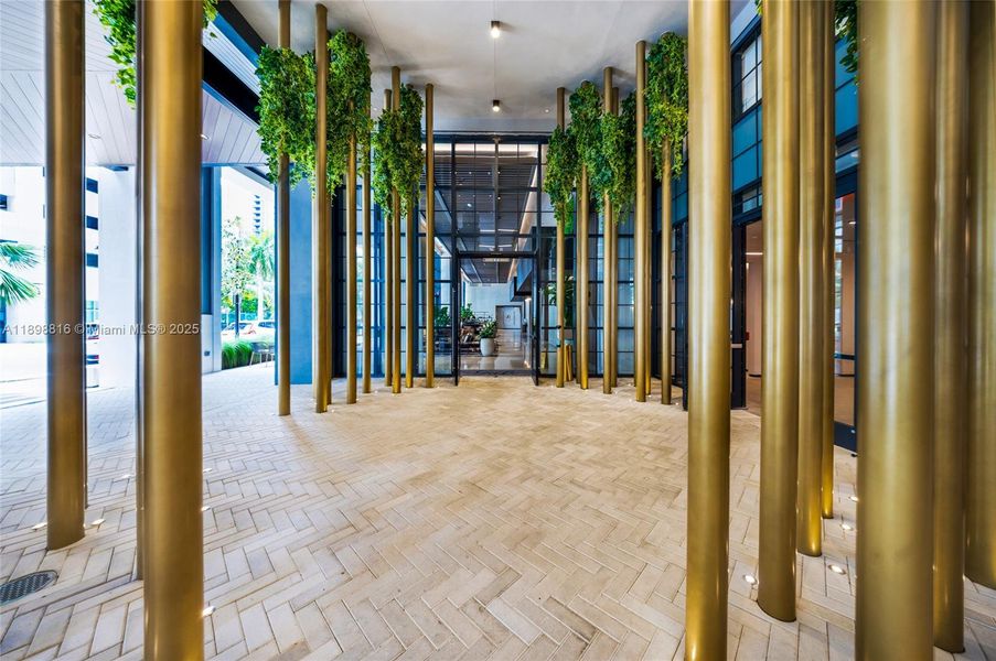 Community amenities in , Miami (Image 34). Community amenities in , Miami (Image 34).