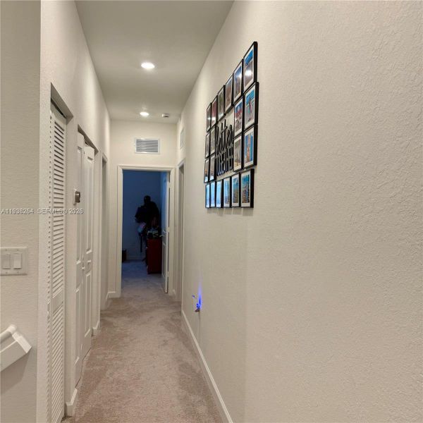 Spacious, unfurnished interior of a new home in , Miami (Image 22).