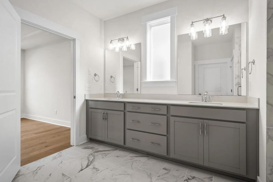 The Dahlia B Primary Suite Bathroom