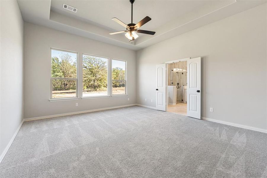 Spacious, unfurnished interior of a new home in Oak Grove Addition, Springtown (Image 36). Spacious, unfurnished interior of a new home in Oak Grove Addition, Springtown (Image 36).