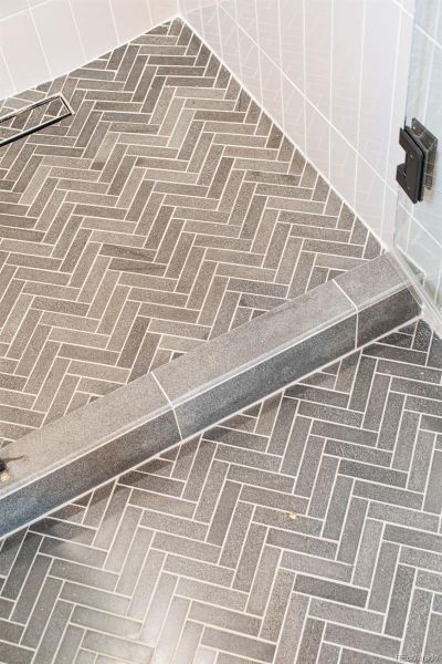 Image 48 of a home in .