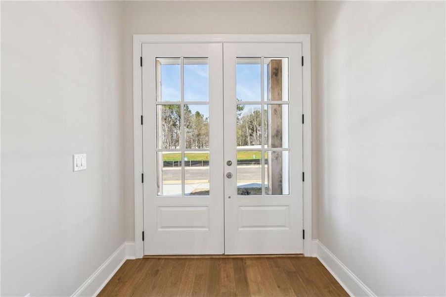 Spacious, unfurnished interior of a new home in Aberdeen, Hoschton (Image 44).