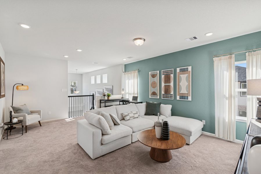 The Robin II- Loft/Game Room