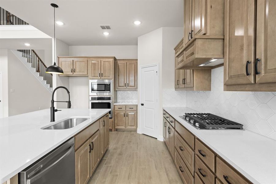 19_3211 Boat Landing- Kitchen-3 19_3211 Boat Landing- Kitchen-3