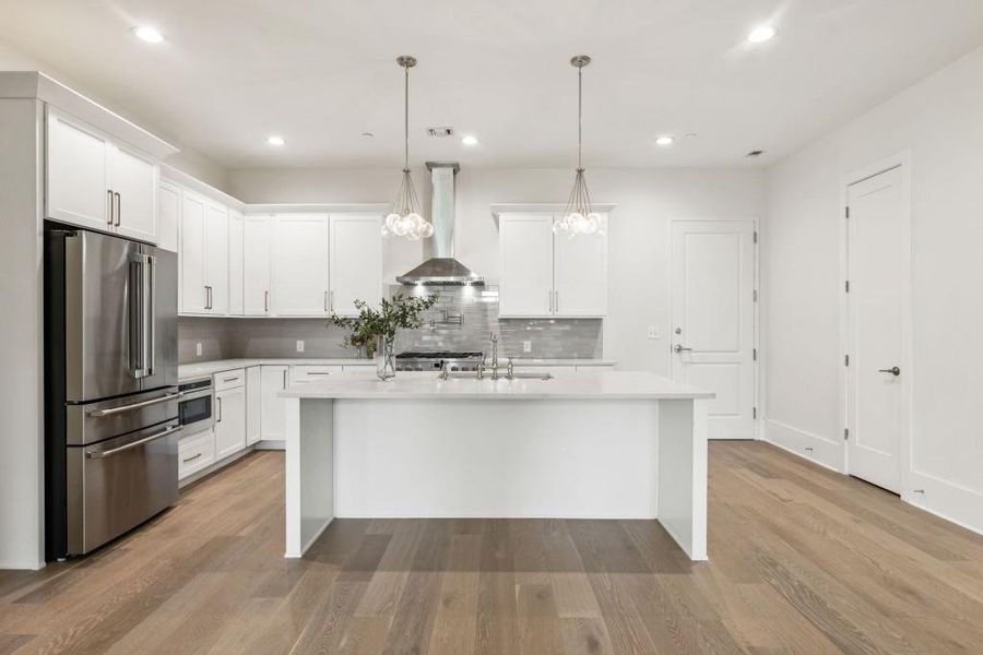 Furnished interior view inside a new home in , Alpharetta (Image 15).