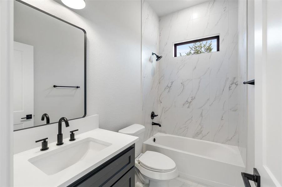 Furnished interior view inside a new home in , Granbury (Image 9).