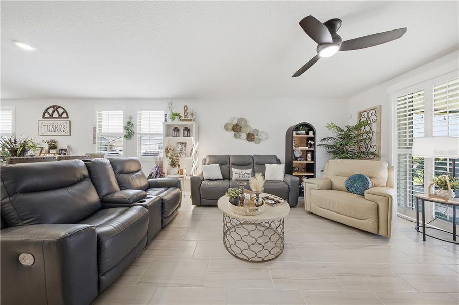 Furnished interior view inside a new home in , Haines City (Image 19).