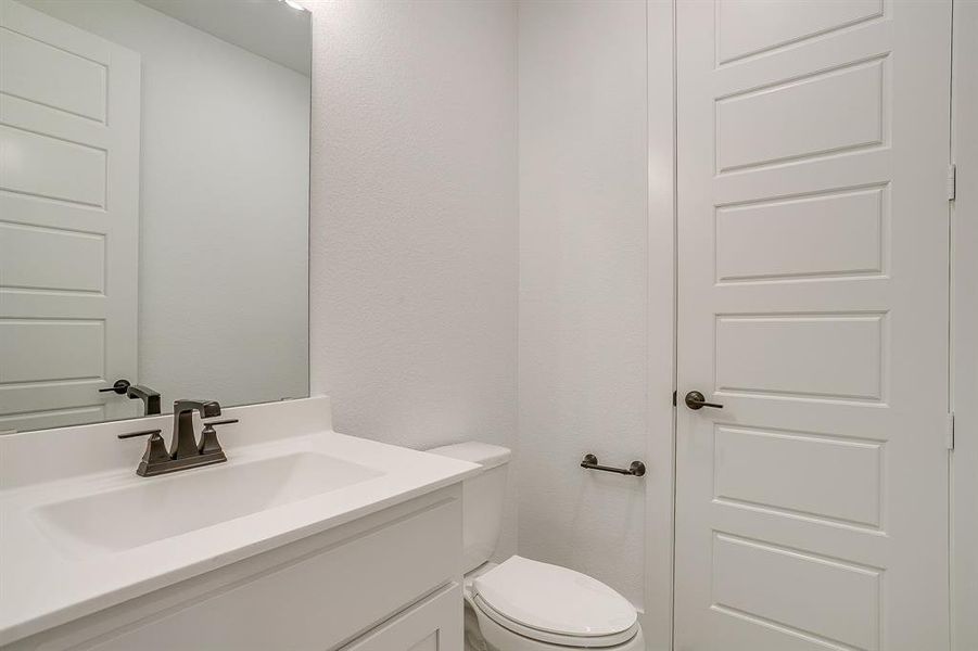 Furnished interior view inside a new home in Talon Hills, Fort Worth (Image 9).