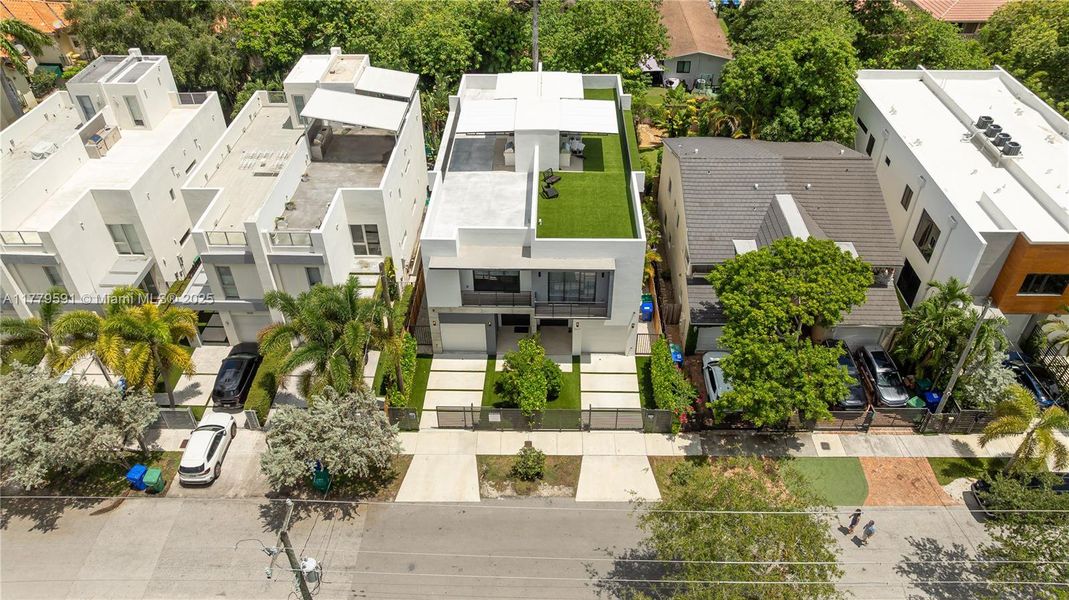 Image 68 of a home in .