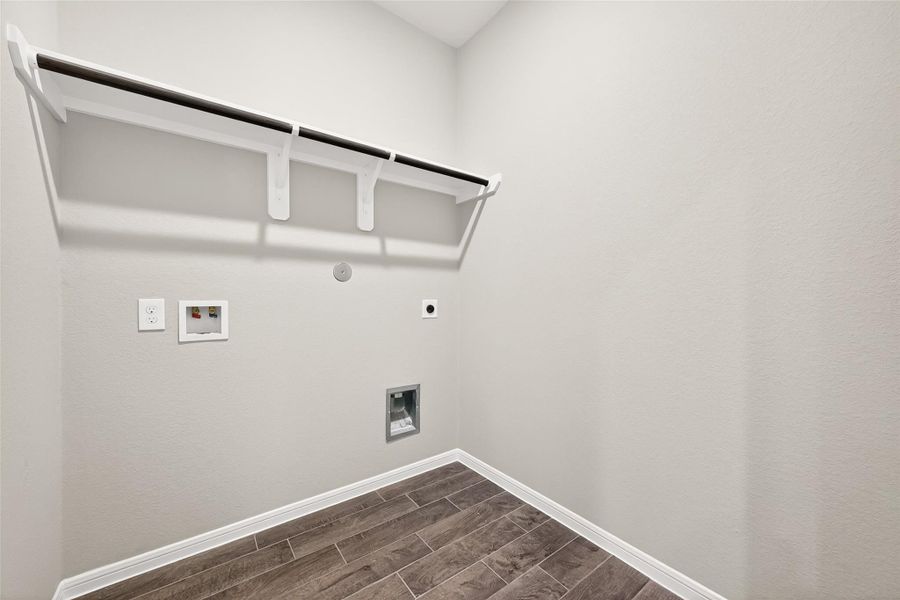 Spacious, unfurnished interior of a new home in La Segarra, Brookshire (Image 29). Spacious, unfurnished interior of a new home in La Segarra, Brookshire (Image 29).