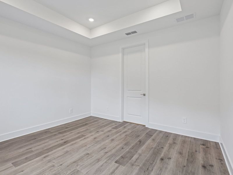 Spacious, unfurnished interior of a new home in Station Hill - Estate Series, Franklin (Image 14).