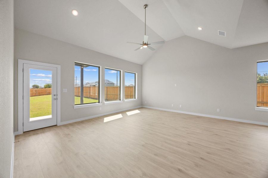 Spacious, unfurnished interior of a new home in Prairie Winds, Hutto (Image 34). Spacious, unfurnished interior of a new home in Prairie Winds, Hutto (Image 34).