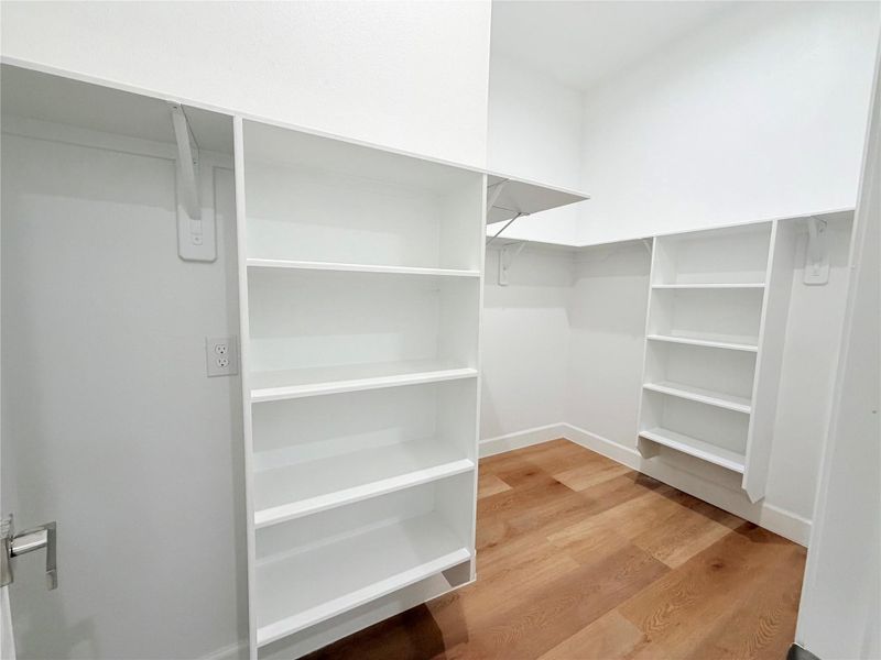 Image 41 of a home in .