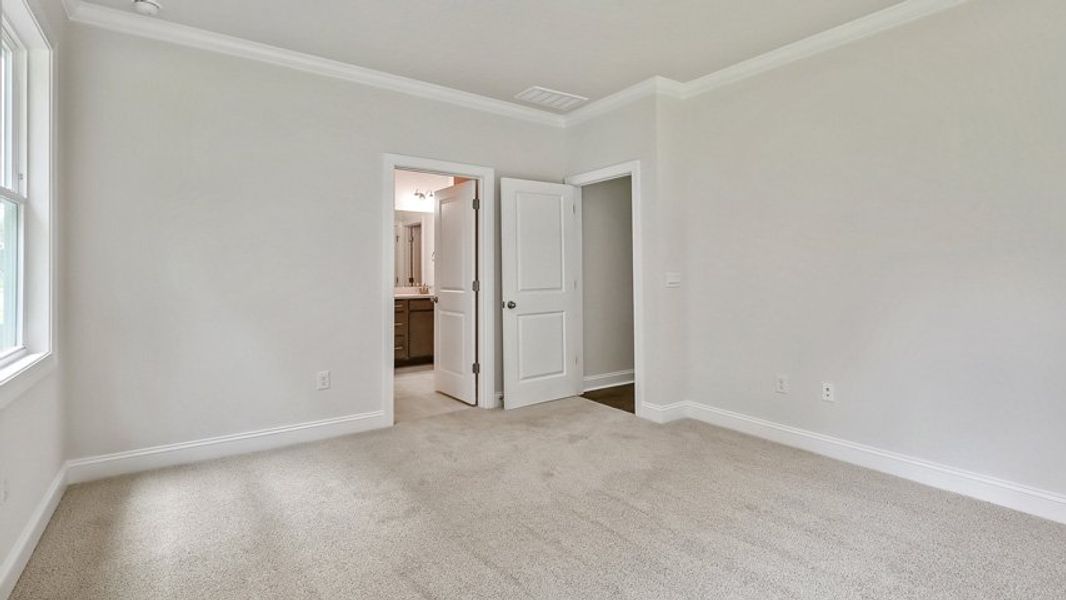 Representative unfurnished interior of a home built from the STELLA by D.R. Horton in Horton Park, Apex (Image 27). Representative unfurnished interior of a home built from the STELLA by D.R. Horton in Horton Park, Apex (Image 27).