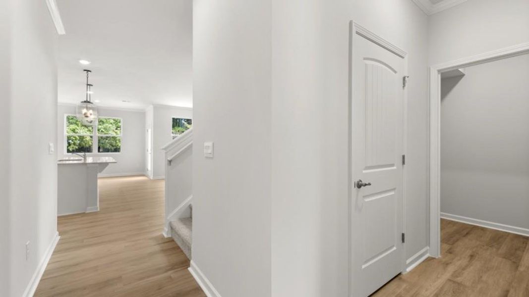 Spacious, unfurnished interior of a new home in Fairway 17 at Mirror Lake, Villa Rica (Image 17).