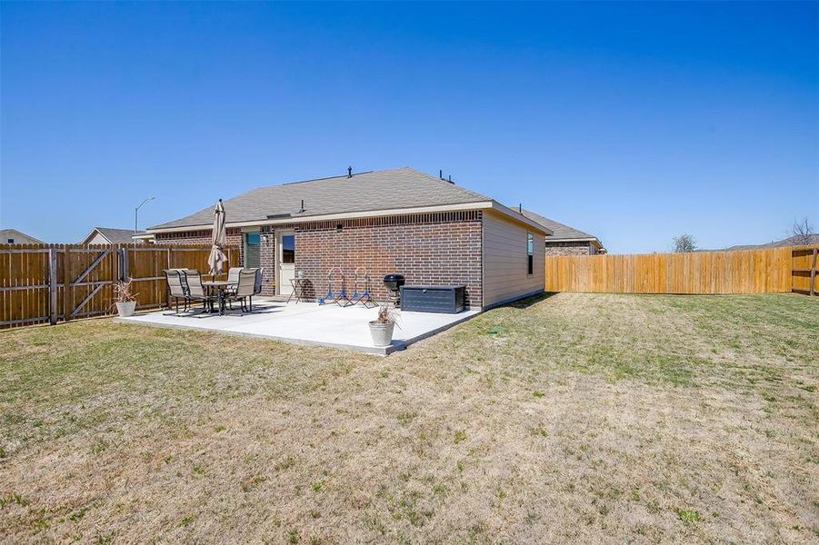Front exterior of a new home in , Fort Worth, TX, highlighting curb appeal (Image 2).