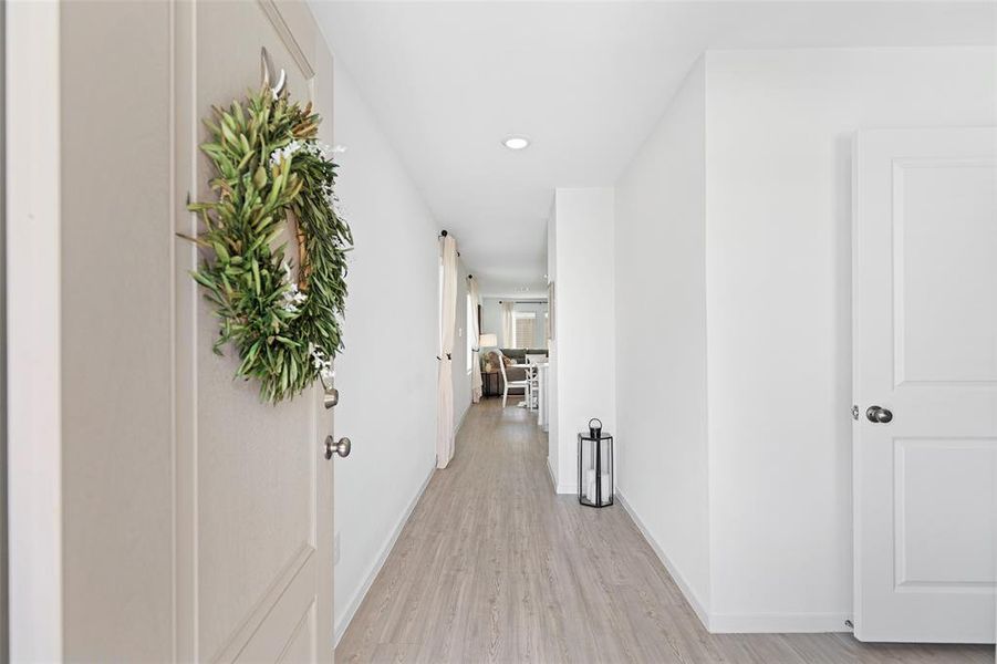Spacious, unfurnished interior of a new home in Mobberly Farms, Pilot Point (Image 20).