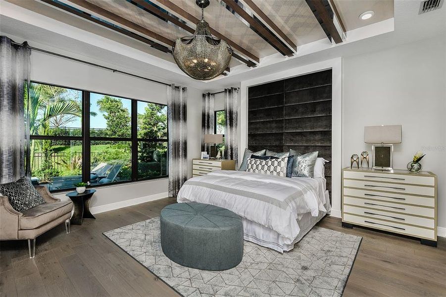 Furnished interior view inside a new home in Cresswind Lakewood Ranch, Lakewood Ranch (Image 19). Furnished interior view inside a new home in Cresswind Lakewood Ranch, Lakewood Ranch (Image 19).