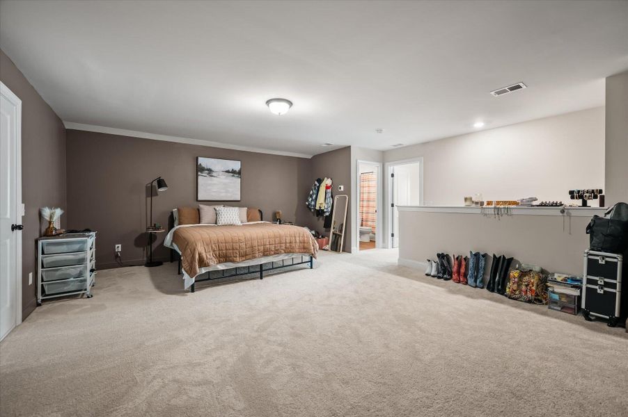 Furnished interior view inside a new home in The Enclave at French Quarter Creek, Huger (Image 8).