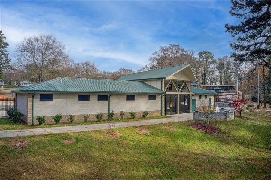 Exterior details and patio area of a home in , Atlanta (Image 10).