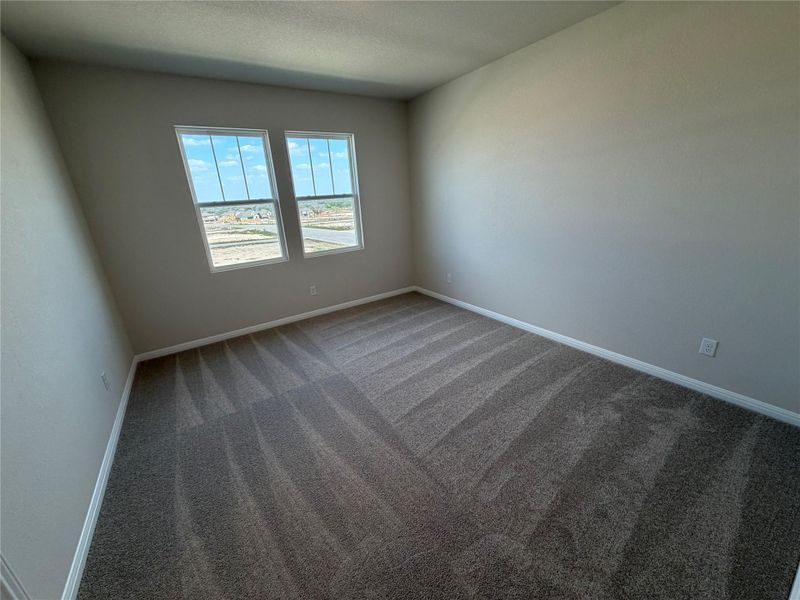 Spacious, unfurnished interior of a new home in Lariat, Liberty Hill (Image 18).