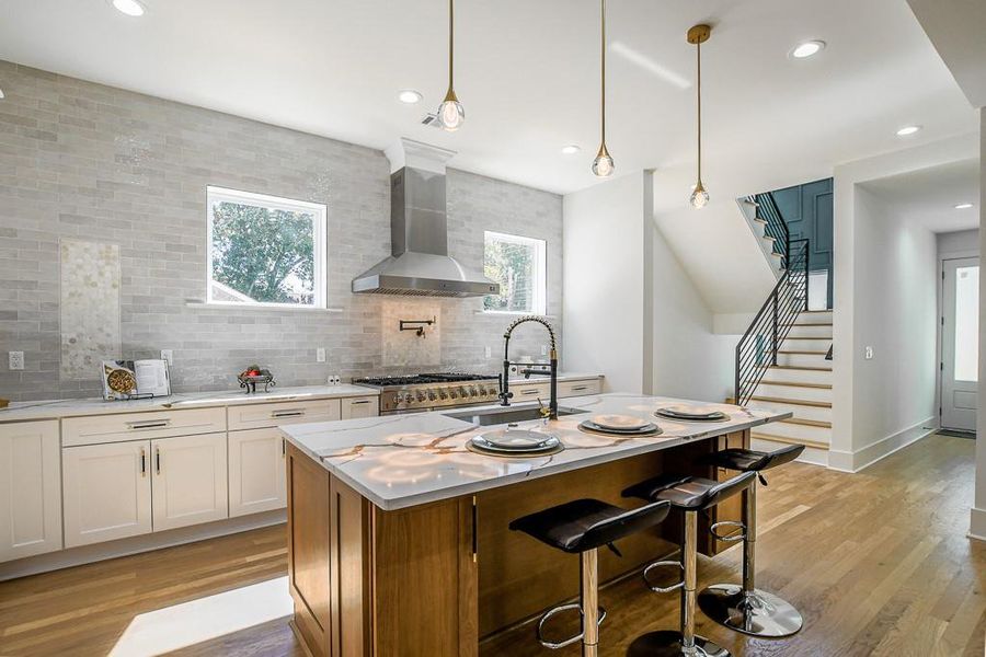 Furnished interior view inside a new home in , Atlanta (Image 40).
