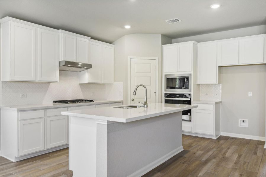 Photo is not of the actual home but is an inspirational photo of builder’s model home and may depict options, furnishings, and/or decorator features that are not included.