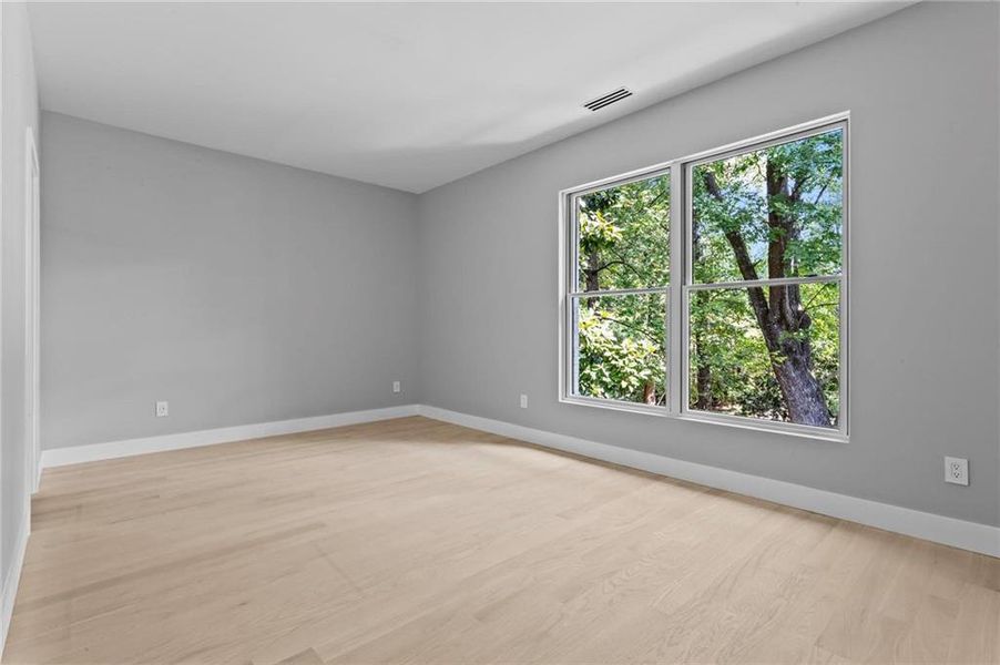 Spacious, unfurnished interior of a new home in , Marietta (Image 64).