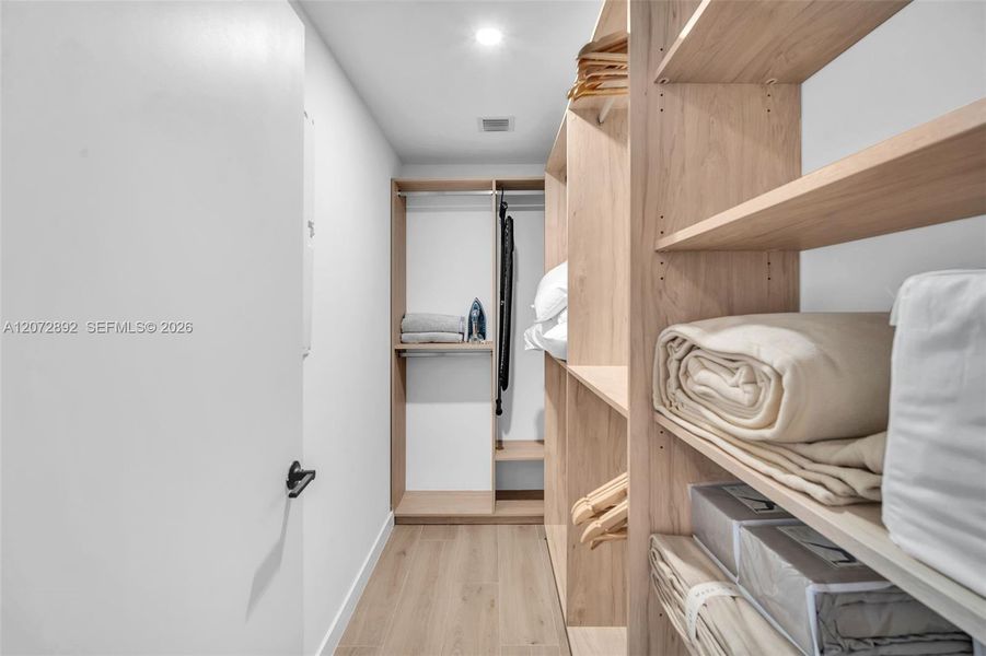 Furnished interior view inside a new home in , Miami (Image 39).