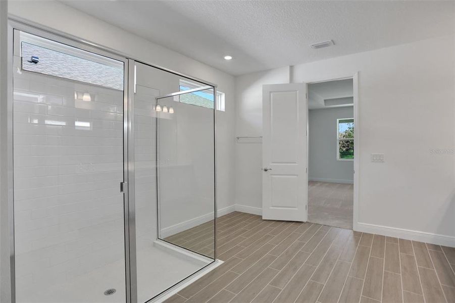 Spacious, unfurnished interior of a new home in Seaire, Parrish (Image 38).