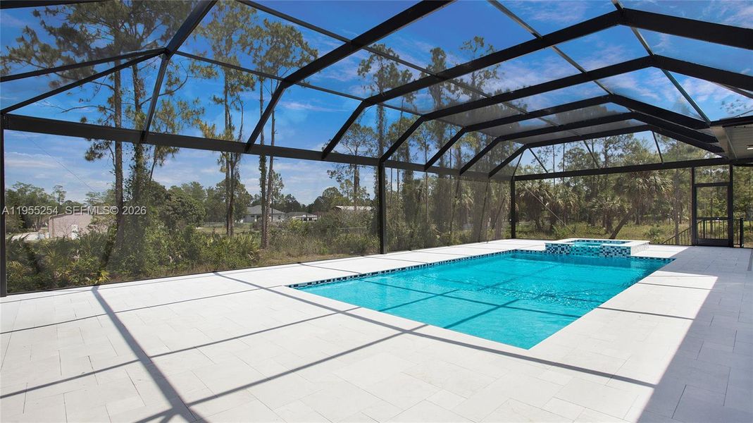 Exterior details and patio area of a home in , Naples (Image 4).