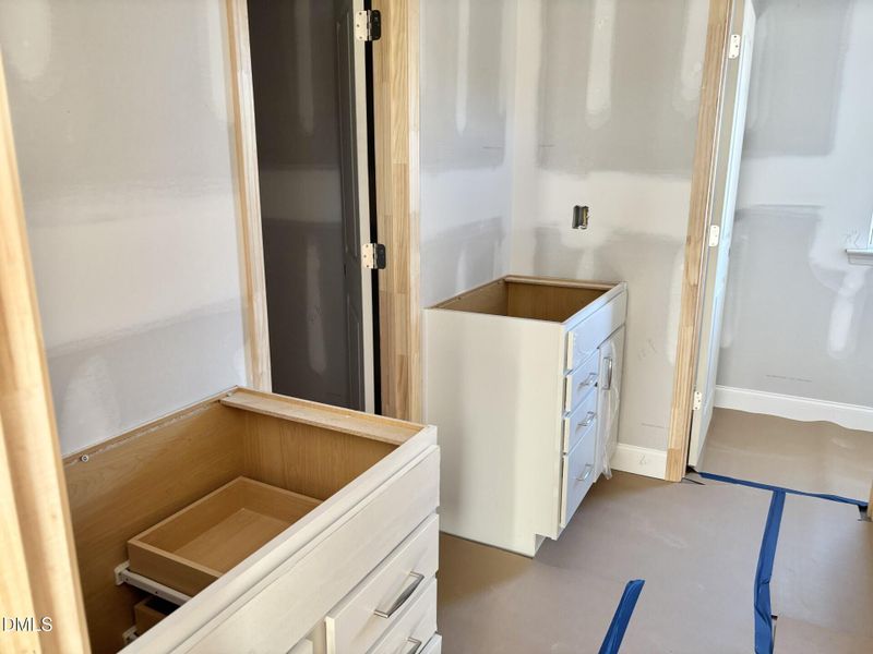 EV9 Primary Bath EV9 Primary Bath