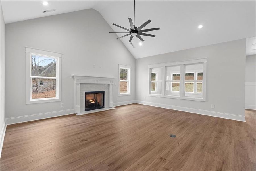 Spacious, unfurnished interior of a new home in , Carrollton (Image 16).