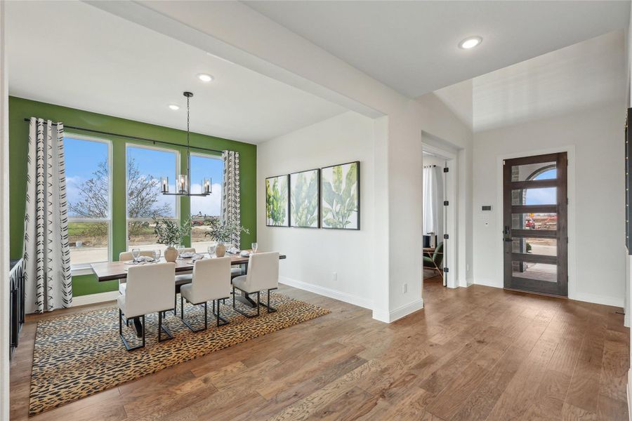 Model home photos of similar floorplans, not pictures of actual home. Model home photos of similar floorplans, not pictures of actual home.