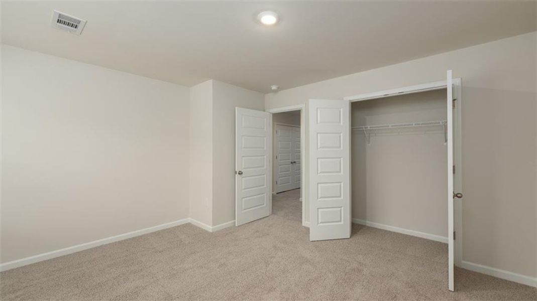 Spacious, unfurnished interior of a new home in Brooks Station, Dacula (Image 17).