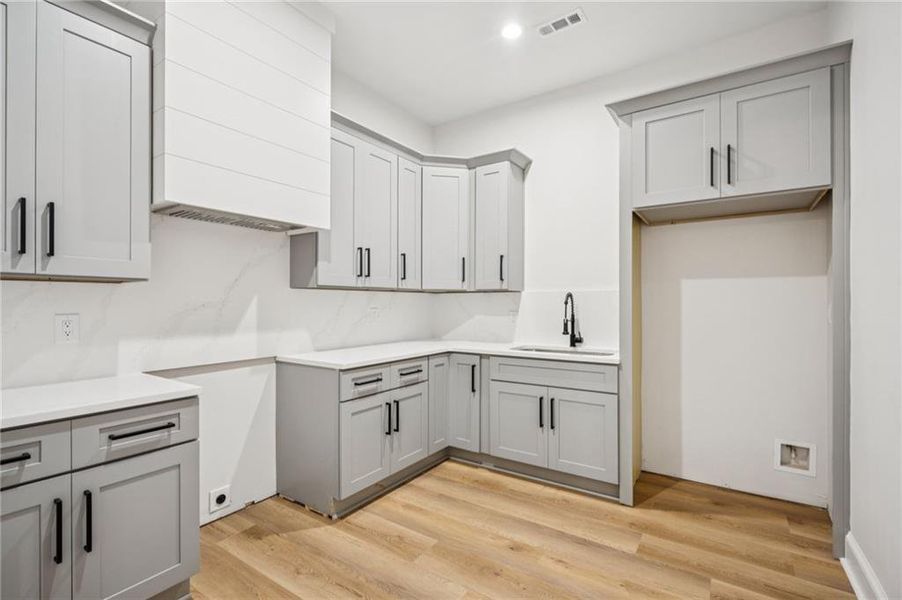 Furnished interior view inside a new home in , Gainesville (Image 15).