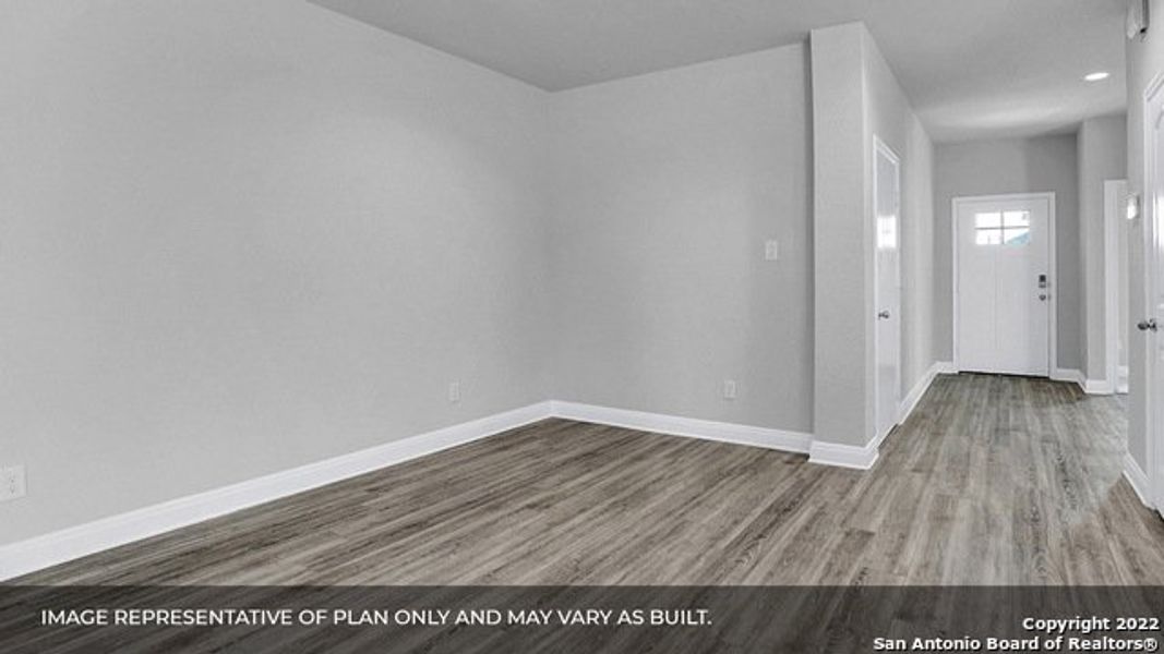 Spacious, unfurnished interior of a new home in Arroyo Ranch, Seguin (Image 12).