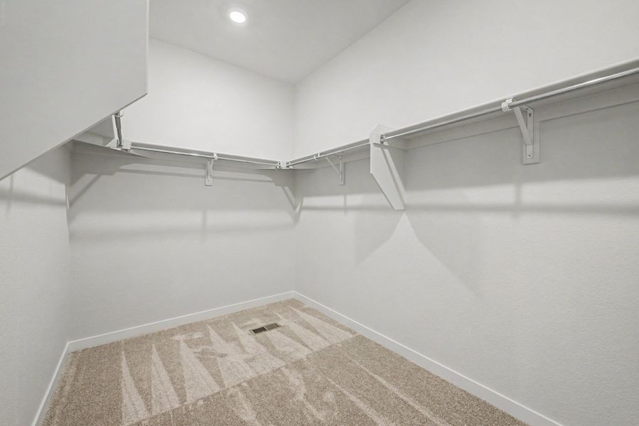 Spacious, unfurnished interior of a new home in Painted Prairie, Aurora (Image 29).