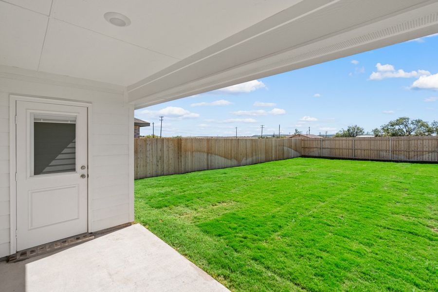 Representative exterior details of a home built from the BELLVUE by D.R. Horton in Faculty Row, Abilene (Image 6).