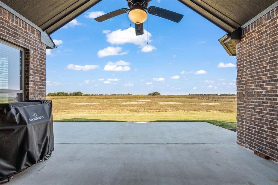 Exterior details and patio area of a home in , Blue Ridge (Image 22).