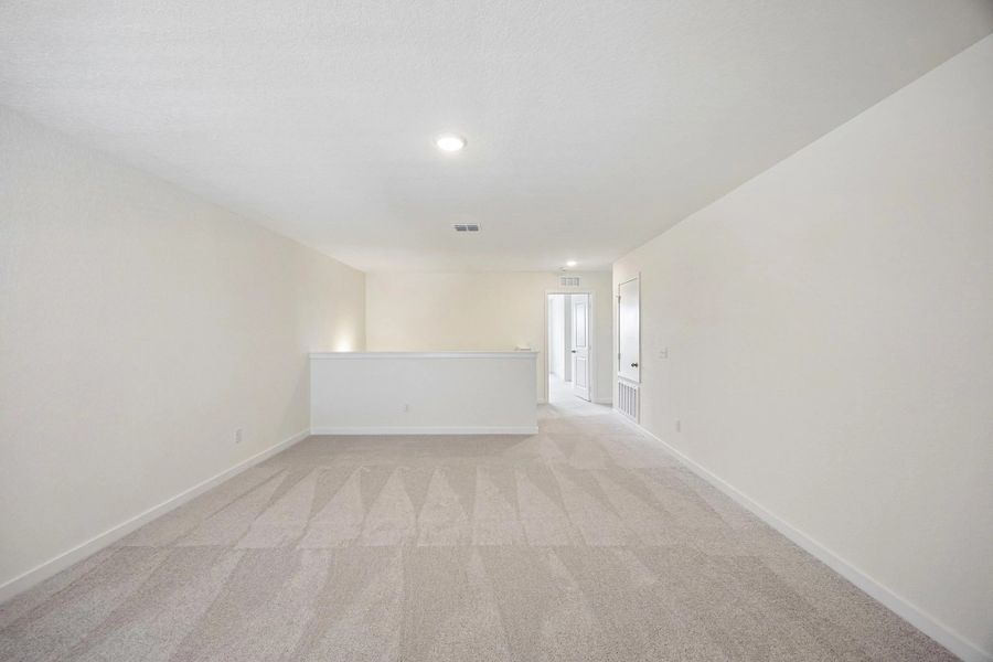 Representative unfurnished interior of a home built from the Eclipse by Starlight Homes in Skyline Village, San Tan Valley (Image 20).
