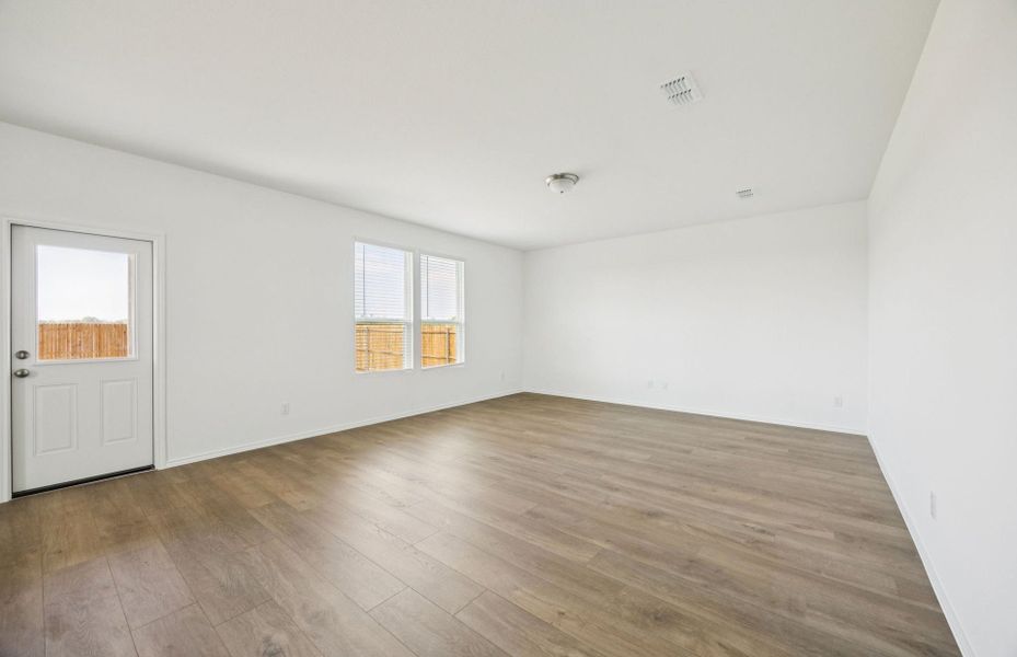 Representative unfurnished interior of a home built from the Kisko by Centex in Mobberly Farms, Pilot Point (Image 13).