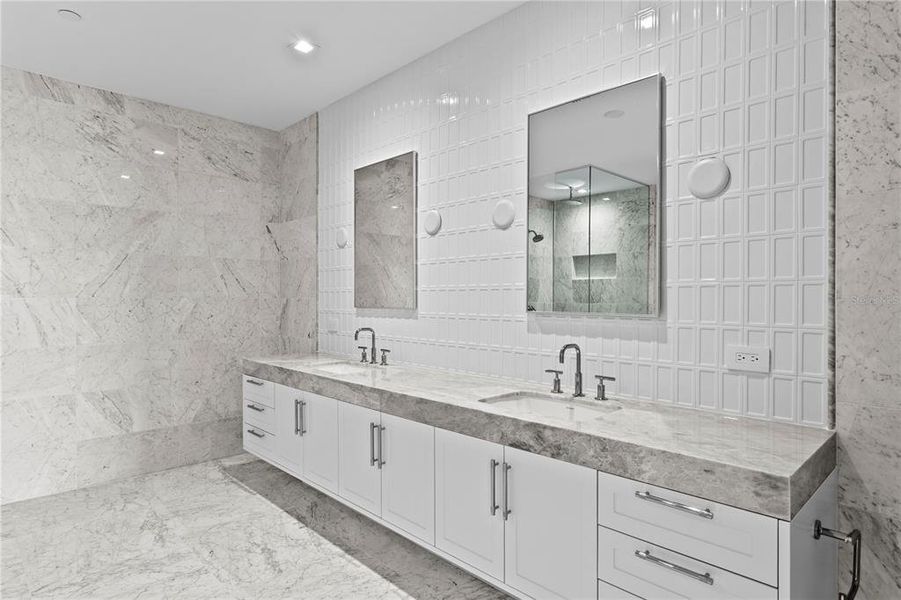 Furnished interior view inside a new home in , Tampa (Image 16).