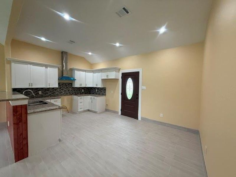 Furnished interior view inside a new home in , Pasadena (Image 3).