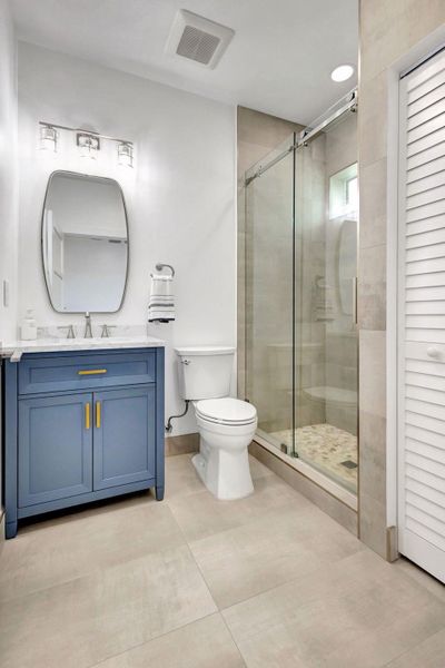 Furnished interior view inside a new home in , North Palm Beach (Image 9). Furnished interior view inside a new home in , North Palm Beach (Image 9).