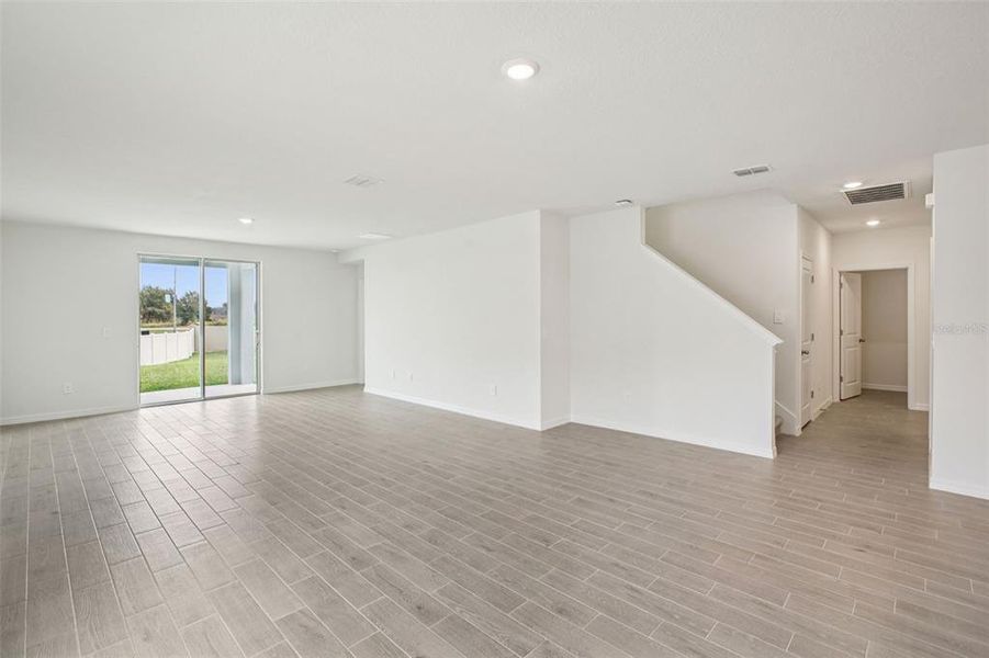 Spacious, unfurnished interior of a new home in Two Rivers - Classic Series, Zephyrhills (Image 39).