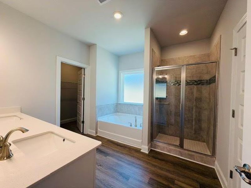 Furnished interior view inside a new home in Tuscany Hills, Douglasville (Image 9).