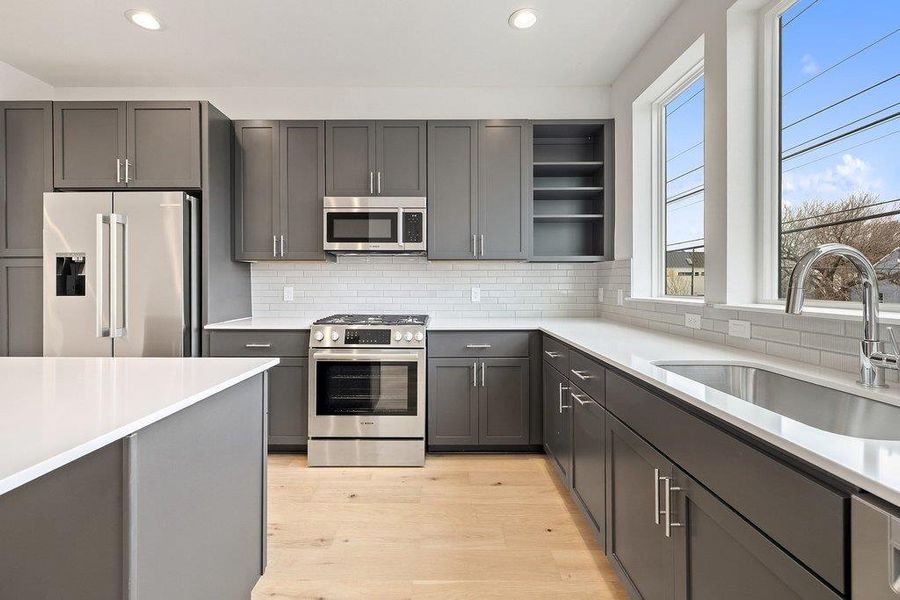 Images are for illustrative purposes only. Photos reflect a similar floor plan and are intended to convey the overall look and feel of the interiors.